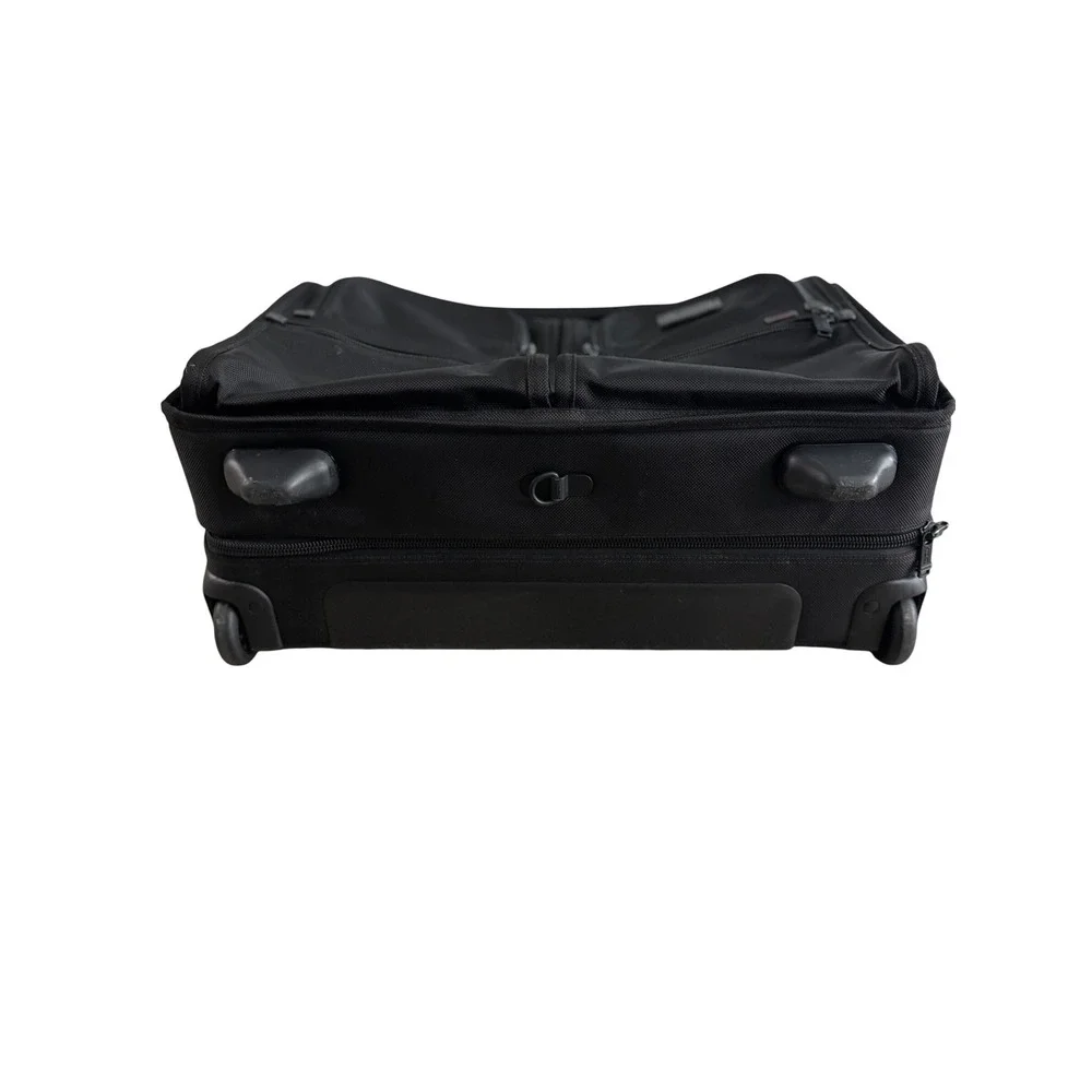 Tumi Alpha Ballistic Nylon Rolling Garment Bag‎ Black Tri-Fold Suitcase BMJ